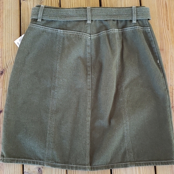 St John’s Bay women’s corduroy skirt size 10 - Picture 4 of 7